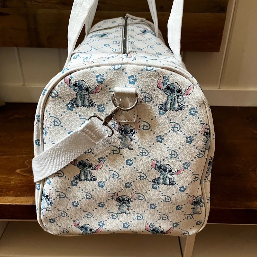 Stitch Disney bags from Primark.  Duffle and tote. - Picture 4 of 8